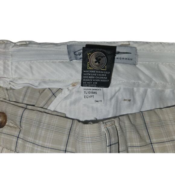 Greg Norman Men's Beige Golf Shorts Sz 40 - Picture 3 of 5